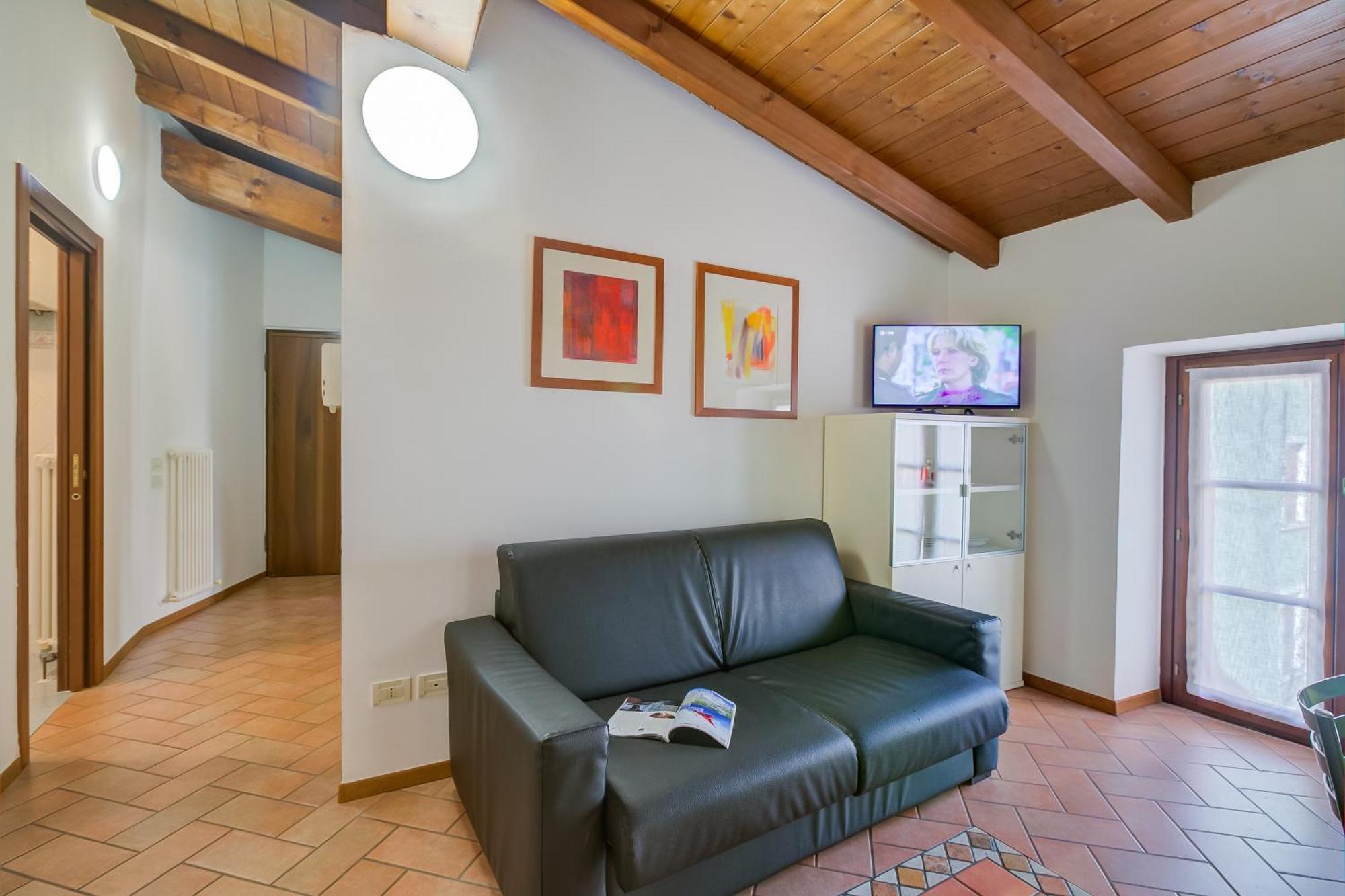 Casa Alpino Aparthotel Riva del Garda Exterior photo